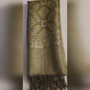 Scarf/Wrap/Shawl